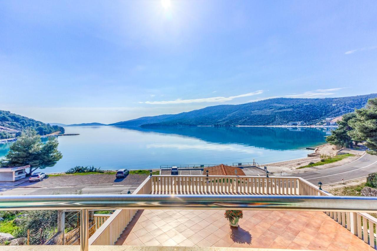 Villa Drago Marina Bagian luar foto