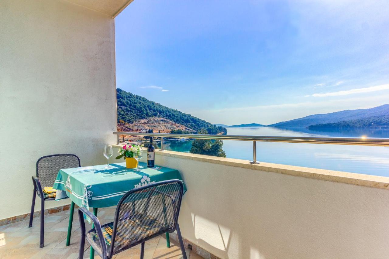 Villa Drago Marina Bagian luar foto